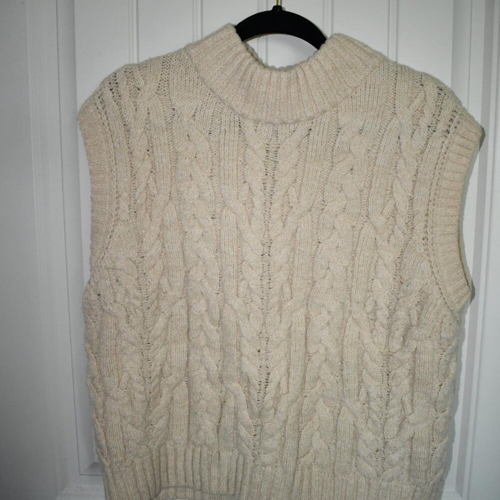 🤍 Target Cable Knit Sweater Vest - Size XXL 🤍